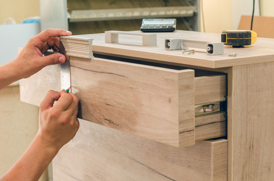 Measure a wood drawer