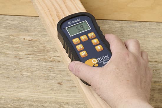 moisture readings with the Orion 950 moisture meter